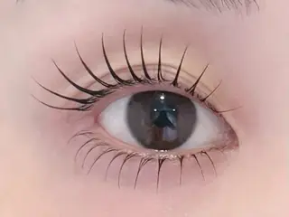 マツエク・マツパ MIRROR eyelashes eyebrows所属・ユウナ ︎︎ MIRRORのマツエク・マツパデザイン