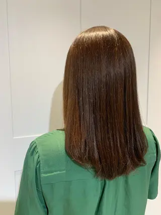 セミロング やざき ちかのヘアスタイル
