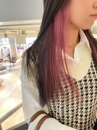 カラー 🎀ボブ＋ハイトーン シュカ👶🏻のヘアスタイル