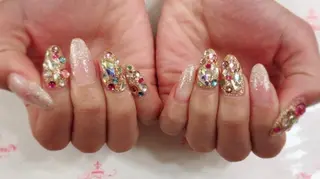 ネイル ネイルリボン 受付スタッフのネイルデザイン