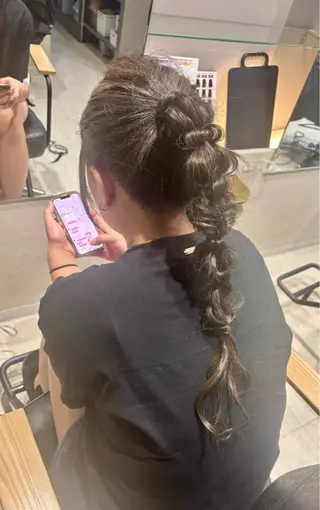 ロング ヘアアレンジ かわいい艶カラー🎀 ナカニシアチカのヘアスタイル
