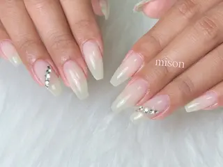 ネイル mison 安形友花のネイルデザイン