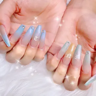 ネイル BLENDA 【ブレンダ】のネイルデザイン