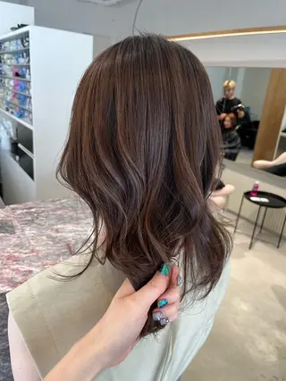 セミロング カラー 池田 寿子のヘアスタイル