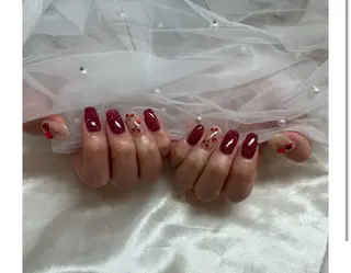 ネイル 🎀𝐶𝐻𝐼𝑆 𝐴𝑇𝑂🎀のネイルデザイン