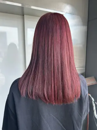 ロング カラー 滝本 和叶のヘアスタイル