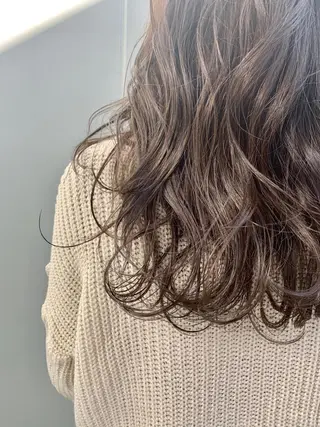 セミロング カラー 明治神宮前 NANAMIのヘアスタイル