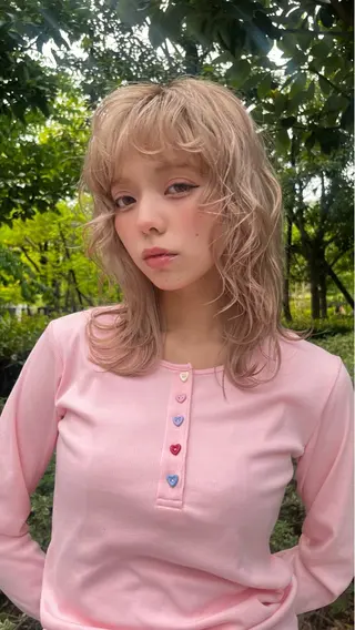 ミディアム カラー 柔らかい艶暖色 レイヤー🫧姫汝のヘアスタイル