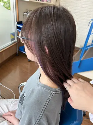 ロング カラー 武井 哉子のヘアスタイル