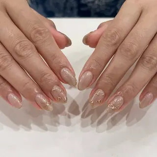 ネイル SHIORI🐈‍⬛ 韓国⌇ワンホンネイルのネイルデザイン