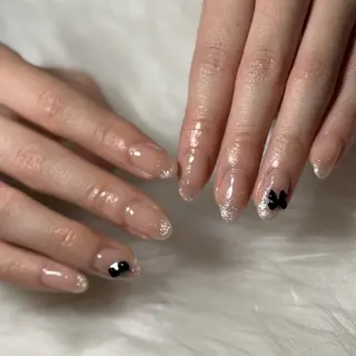 ミディアム maeda  yunaのネイルデザイン