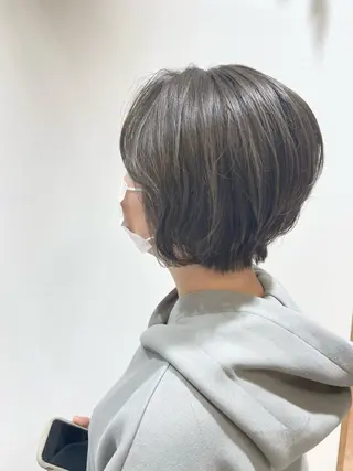 ショート カラー 🐺ウルフ/レイヤー 似合わせ‎🤍沙羅のヘアスタイル