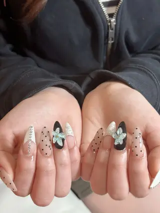 ネイル EASEN　伊藤 深秋のネイルデザイン