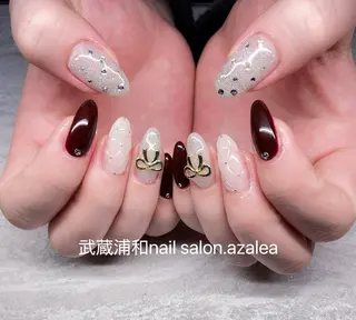 ネイル R inのネイルデザイン