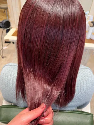 カラー 高石 未唯のヘアスタイル