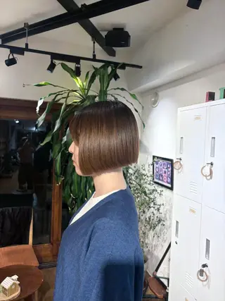 ショート レイヤー透明感カラー /gima🌱のヘアスタイル