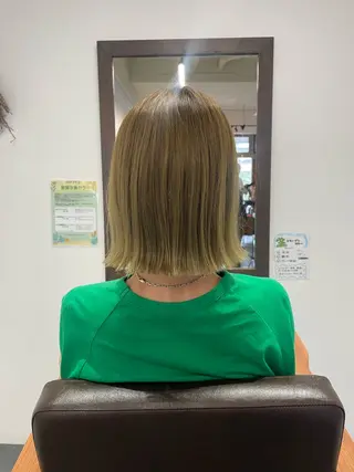 ショート sun trip 荒川のヘアスタイル