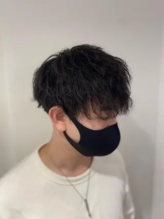 ショート パーマ メンズ 橋本 琉磨のヘアスタイル