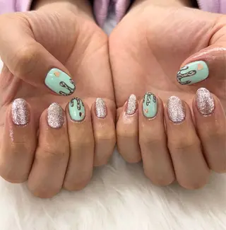 ネイル Bianca関内 USUI🐢のネイルデザイン