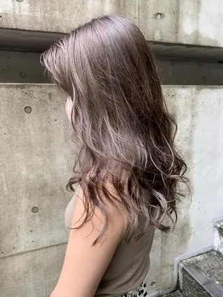 ミディアム カラー 西村あきや トレンド韓国ヘアのヘアスタイル