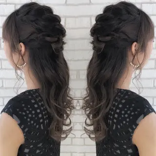 ロング ヘアアレンジ 小島 侑衣のヘアスタイル