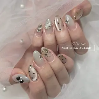 ネイル A Iのネイルデザイン