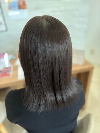 ミディアム カラー 堀口 鈴花のヘアスタイル