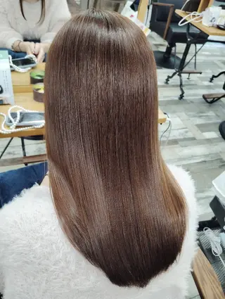 ミディアム 髪質改善🪽 森川☜⁠ ☜⁠ のヘアスタイル