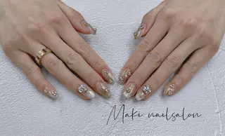 ネイル マキ ネイルサロンのネイルデザイン