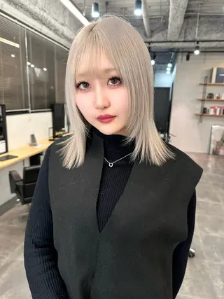 ミディアム Aika 🖤のヘアスタイル