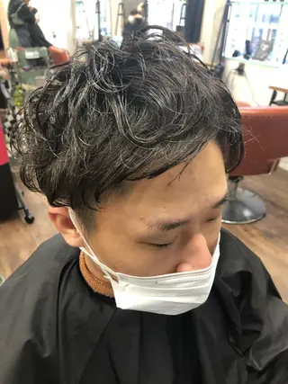 パーマ メンズ 脇谷 拓弥のヘアスタイル
