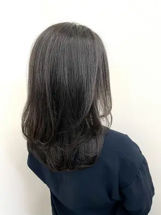 セミロング CURE 朱梨のマツエク・マツパデザイン