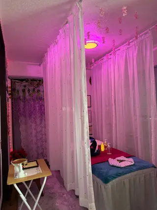 マッサージサロン AKIのネイルデザイン