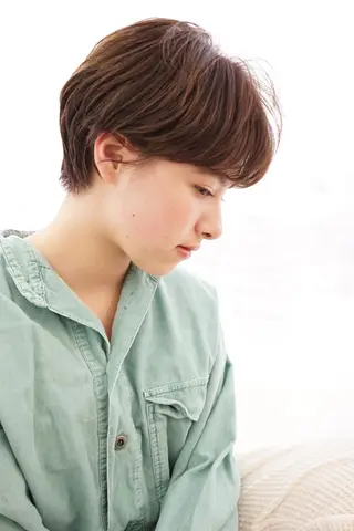 ショート カラー レイヤーカット✂️ 横浜No1♡下鳥翔子のヘアスタイル