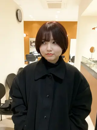 ショート カラー yiye shioriのヘアスタイル