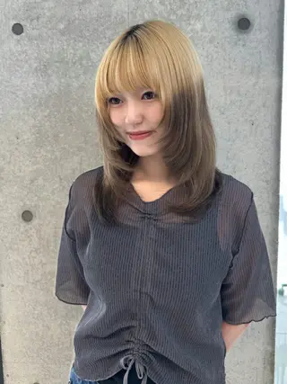 ミディアム karina🌿レイ ヤーカット/髪質改善のヘアスタイル