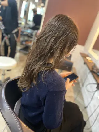 セミロング カラー 女性指名人気no.1 尾崎のヘアスタイル