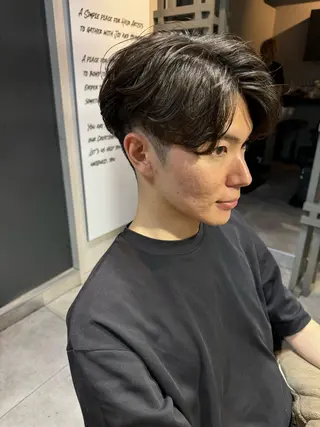 ミディアム パーマ メンズ 似合う髪型が 分からない方へのヘアスタイル