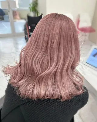 ミディアム ボブ/ブリーチなし艶 カラー🫧sHOMaのヘアスタイル