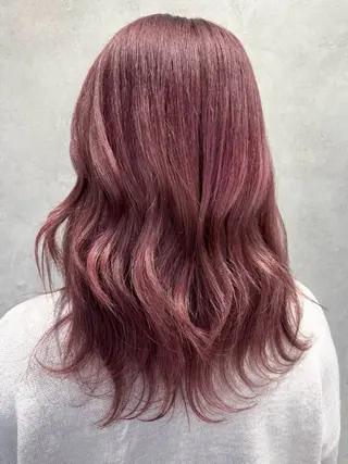 ミディアム カラー Rin♡透明感ピンク 🎀白肌ラベンダーのヘアスタイル