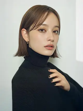 ミディアム ブリーチなし透明感 カラー✨山仲絢圭のヘアスタイル