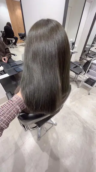 セミロング カラー スキバサミを使わない カット🌼唯🌼のヘアスタイル
