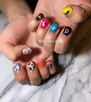 ネイル ﾈｲﾙﾙｰﾑﾘｯｶ 𝐦𝐚𝐲𝐮のネイルデザイン