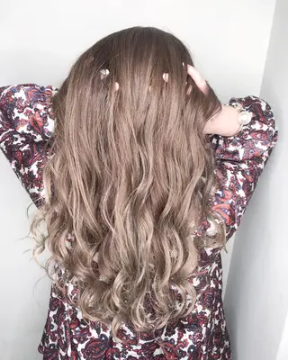 ロング カラー パーマ ヘアアレンジ 🫧代表/新宿駅近/ 限定価格🫧田辺貴裕のヘアスタイル