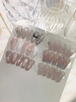 ミディアム groovy 新宿店のネイルデザイン