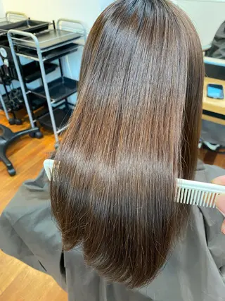 ロング 岡本 智次のヘアスタイル