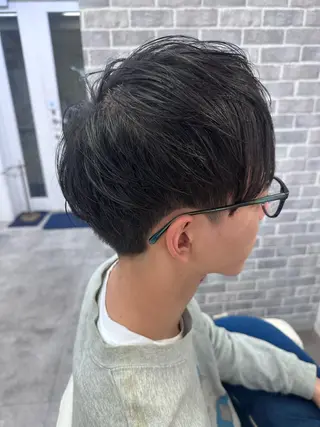 メンズ Noyヨシモト ヒロトのヘアスタイル
