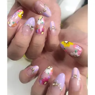 ネイル 中谷 亜佑美のネイルデザイン