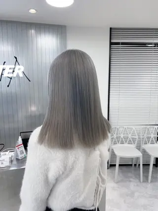 カラー 透明感🤍レイヤー ベージュ‎🤍ピンクのヘアスタイル