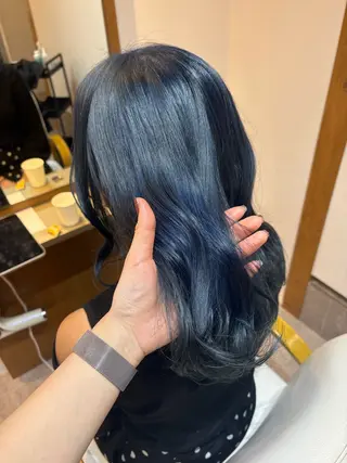 セミロング 宇野愛華∕ パーマスタイルのヘアスタイル